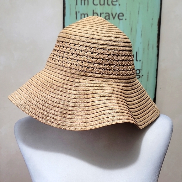 Gertex Accessories - **SOLD** NEW Stylish Tan Wide Brim Floppy Hat